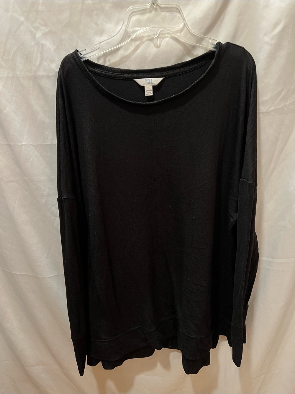Time and Tru Black Lightweight Boatneck Sweatshirt